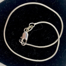 Load image into Gallery viewer, Italian! 8" Sterling Silver 2mm Rope Chain Bracelet 10058