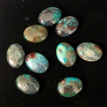 Load image into Gallery viewer, Natural Chrysocolla 16x12mm Oval Bead 8" Strand 10423HS