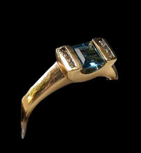 Load image into Gallery viewer, Blue topaz & Diamonds Solid 14Kt Yellow Gold Ring Size 7 9982Aj