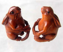 Load image into Gallery viewer, Hoppity Hop Bunny with Carrot Boxwood Ojime/Netsuke Bead - PremiumBead Primary Image 1