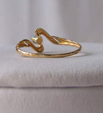 Load image into Gallery viewer, Lovely! Blue topaz in Solid 14K Yellow Gold Ring Size 7 9982Bg - PremiumBead Alternate Image 3