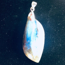 Load image into Gallery viewer, Labradorite Sterling Silver Natural | 1 1/2" Long | Blue | 1 Pendant |