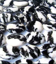 Load image into Gallery viewer, 1 Black & White Zebra Agate Oval Bead 008612 - PremiumBead Primary Image 1