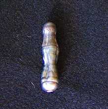 Load image into Gallery viewer, 2 Amazing Peacock Freshwater Pearl Beads 8066 - PremiumBead Alternate Image 5