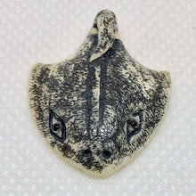 Load image into Gallery viewer, Hand Carved Bone Stingray Bead 10736 - PremiumBead Primary Image 1