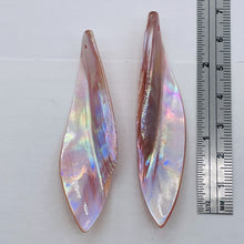 Load image into Gallery viewer, Pink Mussel Shell Designer Blade Cut Pendant Bead 4423A