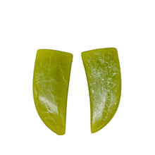 Load image into Gallery viewer, 2 Serpentine Jade 28x13x4.5mm Claw Beads 8948A