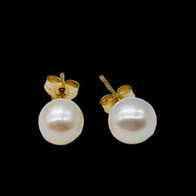 Load image into Gallery viewer, Pearl 14K Gold 6mm Stud Earrings | 6mm | White | 1 Pair |