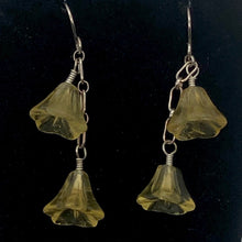 Load image into Gallery viewer, Fine Citrine Bell Flower Solid Sterling Silver Earrings 309242cts2