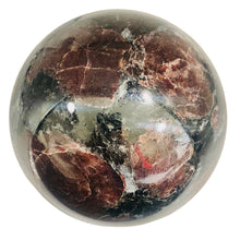 Load image into Gallery viewer, Garnet Scry Sphere Round | 3" | Red/Black | 1 Sphere |