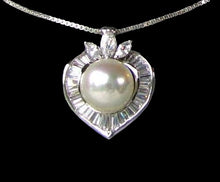 Load image into Gallery viewer, 13mm Cream Tahitian Shell Pearl W/Cubics 925 Sterling Silver Pendant 6408