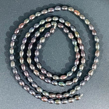 Load image into Gallery viewer, Rainbow Metalic Peacock FW Pearl Strand 101062