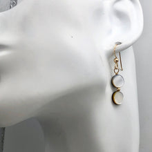 Load image into Gallery viewer, Black Lip Mussel Shell Pearl Drop/Dangle 14kgf Earrings| 1 1/2" Long | 1 Pair |