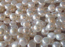 Load image into Gallery viewer, Unique Creamy top-Drill FW Button Pearls 004759 - PremiumBead Alternate Image 9