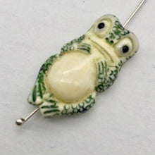Load image into Gallery viewer, Waterbuffalo Bone Frog | 28x15x7mm | Green/Cream | 1 Bead - PremiumBead Alternate Image 2
