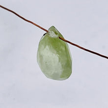 Load image into Gallery viewer, Sapphire1.9ct Flat Faceted Briolette Pendant Bead | 9x6x4mm | Pale Green | 1 |