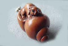 Load image into Gallery viewer, Carved Mouse in Snail Shell Boxwood Ojime/Netsuke Bead - PremiumBead Alternate Image 3