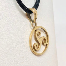 Load image into Gallery viewer, Celtic 18K Vermeil Triskele Charm Pendant 10128B - PremiumBead Alternate Image 4