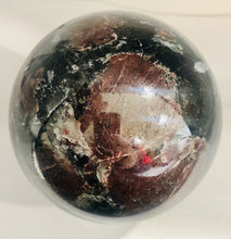 Load image into Gallery viewer, Garnet Scry Sphere Round | 3" | Red/Black | 1 Sphere |