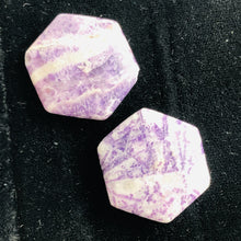 Load image into Gallery viewer, 2 Purple Flower Sodalite Hexagon Pendant Beads 8423