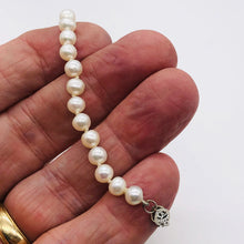 Load image into Gallery viewer, Creamy White 5mm FW Pearl & Silver 7" Bracelet 9916A