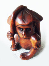 Load image into Gallery viewer, Carved Rainforest Monkey Chimp Boxwood Ojime/Netsuke Bead - PremiumBead Alternate Image 2