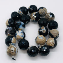 Load image into Gallery viewer, Agate Faceted Statement Strand Round | 18mm | Black/White/Brown | 22 Beads |