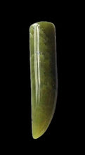 Load image into Gallery viewer, 1 Chartreuse Serpentine 'Dragon Claw' Pendant Bead 8573
