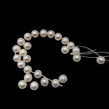 Load image into Gallery viewer, Natural Creamy Satin 8mm - 9mm Pearl 8 inch Strand 002639HS