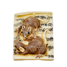 Load image into Gallery viewer, Bone Mouse Tile | 39x30x6mm | Brown White Black | 1 Pendant bead |
