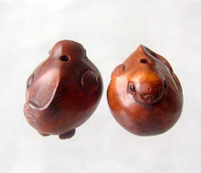 Load image into Gallery viewer, Hot Carved Puffer Fish Boxwood Ojime/Netsuke Bead - PremiumBead Primary Image 1
