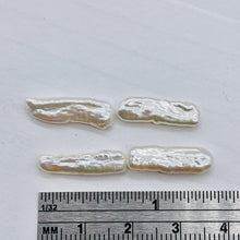 Load image into Gallery viewer, 4 Creamy White Center-Drilled FW Stick Pearls 6849