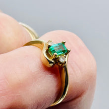 Load image into Gallery viewer, Emerald & White Diamonds Solid 14Kt Yellow Gold Solitaire Ring Size 6 3/4 9982Be