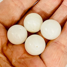 Load image into Gallery viewer, Sardonyx Gemmy Round Beads | 18mm | White | 4 Beads |