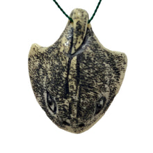Load image into Gallery viewer, Hand Carved Bone Stingray Bead 10736