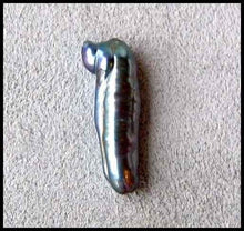 Load image into Gallery viewer, Biwa Style Gray Peacock FW Pearl Strand 108155 - PremiumBead Alternate Image 3