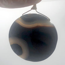 Load image into Gallery viewer, Sardonyx Agate 40mm Coin 14K Gold Filled Bead Pendant | Black | 2" Long |