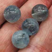 Load image into Gallery viewer, Aquamarine Parcel Round | 11 mm | Aqua | 4 Beads |