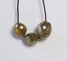 Load image into Gallery viewer, 3 Natural Platinum Silver Diamond 1.54cts Beads 9314T - PremiumBead Alternate Image 2