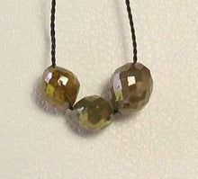 Load image into Gallery viewer, 3 Natural Platinum Silver Diamond 1.54cts Beads 9314T - PremiumBead Alternate Image 3