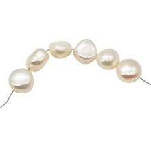 Load image into Gallery viewer, Huge 10 to 9mm Creamy White Button FW Pearls 004500