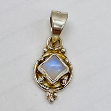 Load image into Gallery viewer, Moonstone Sterling Silver 5x5mm Square | 1" Long | Blue White | 1 Pendant |