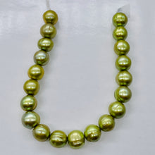 Load image into Gallery viewer, 4 Giant 10-11mm Juicy Key Lime FW Pearls 9059