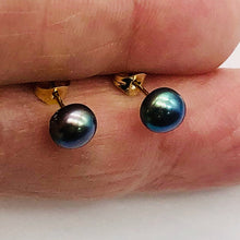 Load image into Gallery viewer, South Sea Pearl 14K Solid Gold Post Earrings | 6mm | Gray/Blue | 1 Pair |