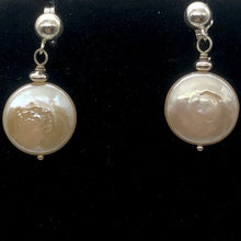 Load image into Gallery viewer, Natural Peach Coin FW Pearl Post Earrings | 1" Long | Peach | 1 Pair |