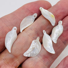 Load image into Gallery viewer, 6 Carved Mother of Pearl Shell Leaf Briolette Beads 10210