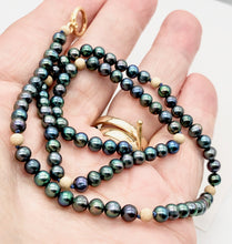 Load image into Gallery viewer, Dramatic Blue Rainbow Peacock Freshwater Pearl 14Kgf Necklace 18 1/2 inch