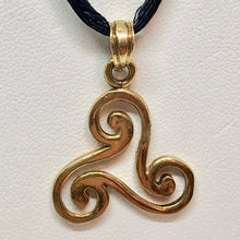 Load image into Gallery viewer, Celtic 18K Vermeil Triskele Charm Pendant 10128C - PremiumBead Primary Image 1