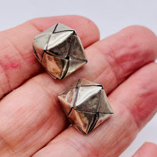Load image into Gallery viewer, 1 Bead of Thai Hill Tribe Origami Box Fine Silver 7g Bead 5468