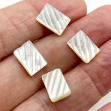 Load image into Gallery viewer, Sophisticated Mother of Pearl Shell Bead Strand 104365